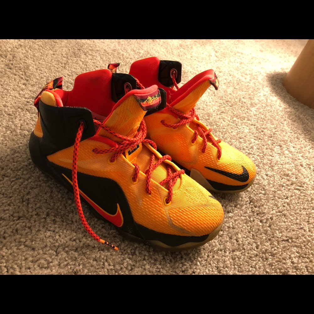 Nike’s - Picture 2 of 7